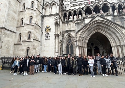 Criminology and Law students visit Royal Courts of Justice and Old Bailey